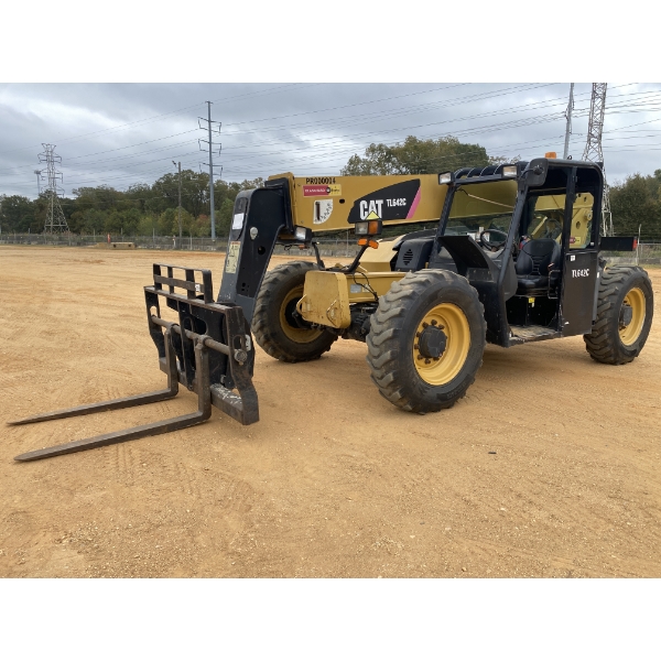 2014 CAT TL642C Forklift - Telehandler