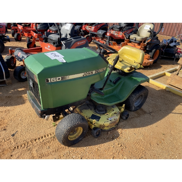 JOHN DEERE RIDING LAWN MOWER Lawn Mower