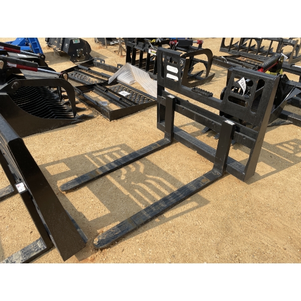 STEP THRU FORK FRAME ASSY, fits skid steer loader