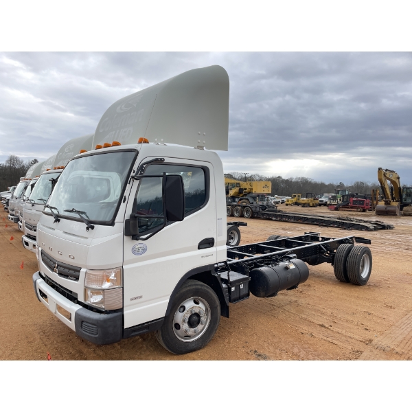 2017 MITSUBISHI FUSO FE160 Cab and Chassis Truck