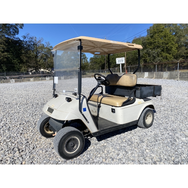 EZ-GO  Golf Cart