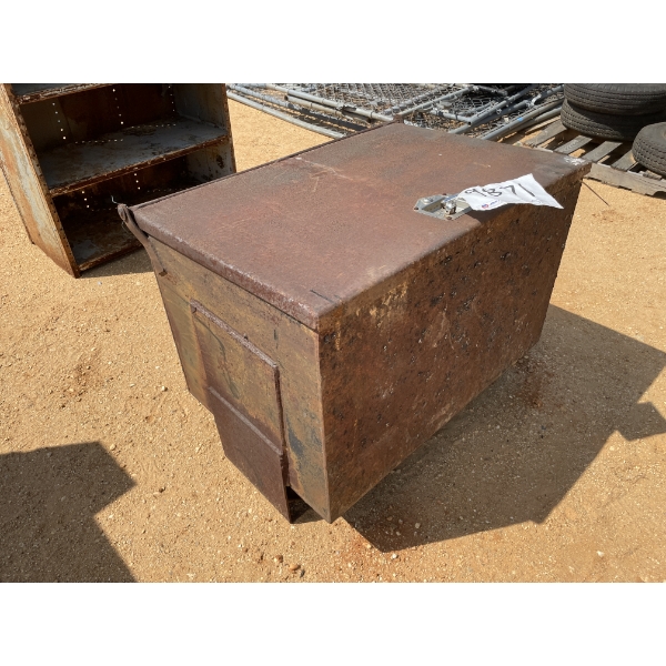 TRUCK TOOL STORAGE UNIT