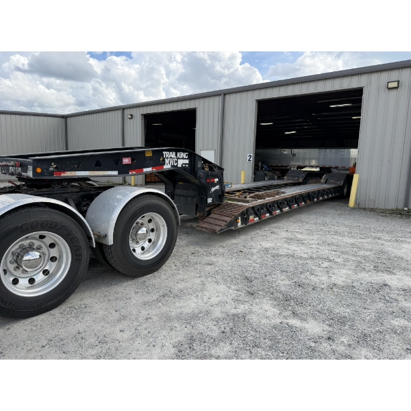 2019 TRAIL KING ADVANTAGE PLUS Lowboy Trailer