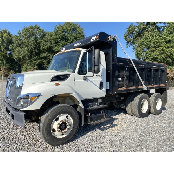 2014 INTERNATIONAL WORKSTAR 7400 Dump Truck
