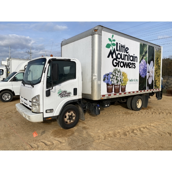 2015 ISUZU NPR Box Truck