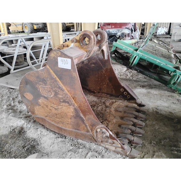 CAT 56" BUCKET