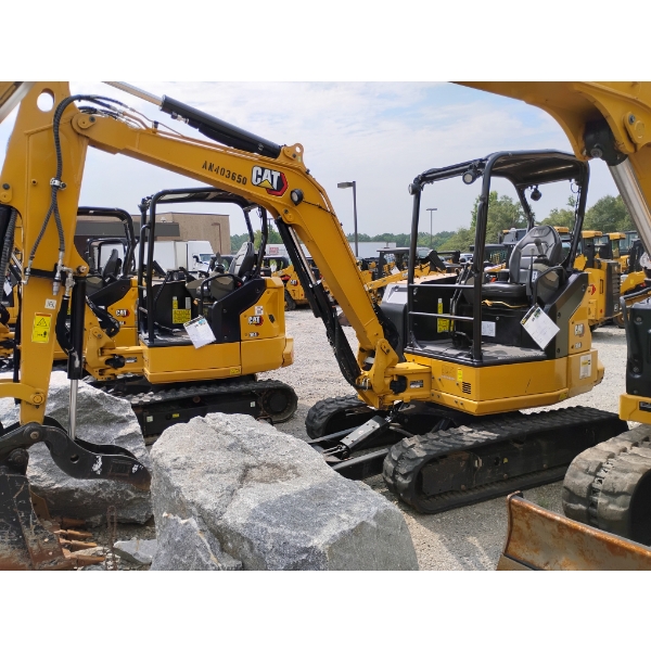 2024 CAT 304 Excavator - Mini