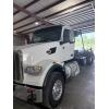 Image 4 : 2026 PETERBILT 567 Roll Off Truck