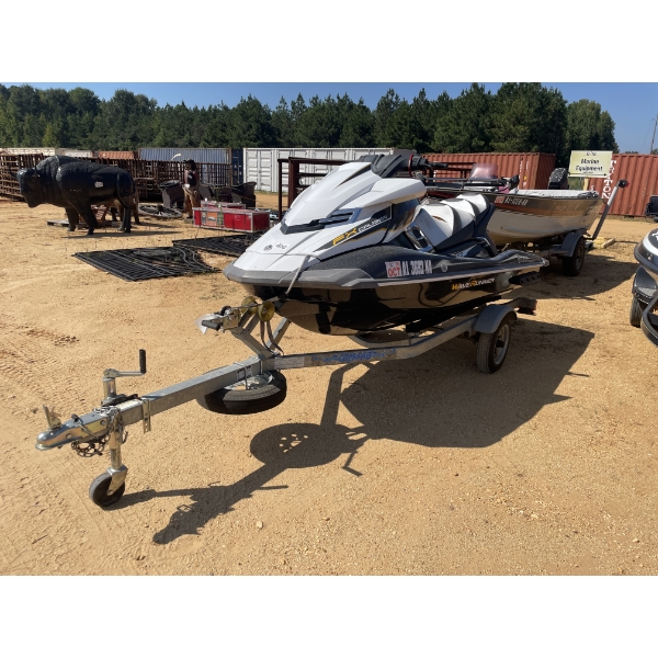 YAMAHA WAVE RUNNER FX CRUISER HD Jet Ski