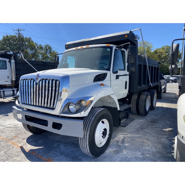 2013 INTERNATIONAL WORKSTAR 7400 Dump Truck