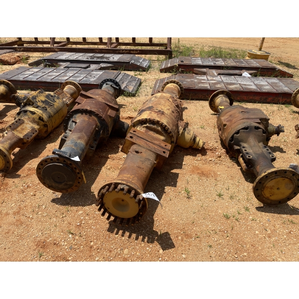 DRIVE AXLE