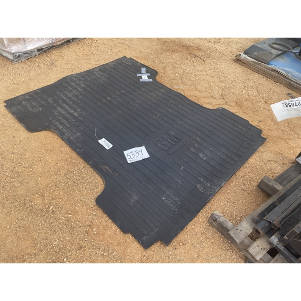 GM TRUCK BED MAT