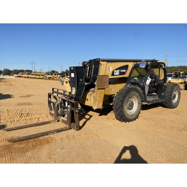 2019 CAT TL1055D Forklift - Telehandler