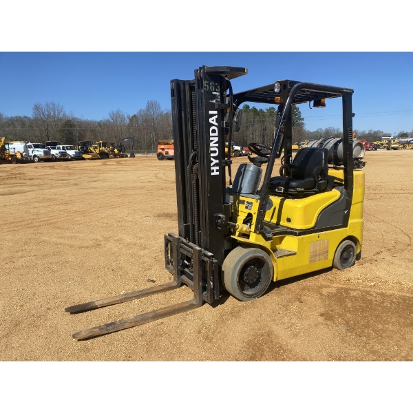 HYUNDAI 25LC-7M Forklift - Mast
