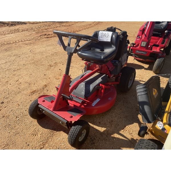 SNAPPER 28" HI VAC Lawn Mower