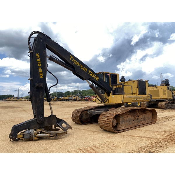 2007 TIGERCAT T250B TRACK Log Loader