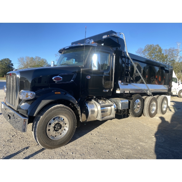 2025 PETERBILT 567 Dump Truck