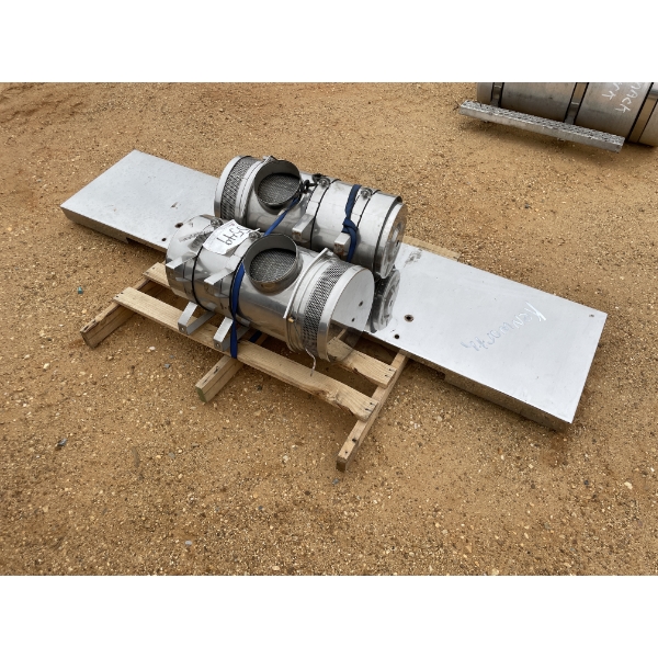 (2) CHRIME AIR BREATHER & BUMPER