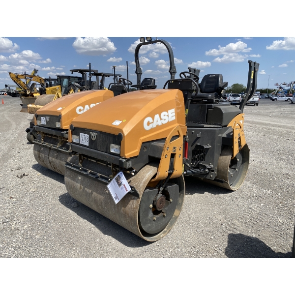 2017 CASE DV45 Roller