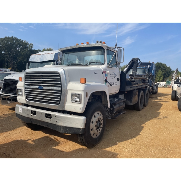 1997 FORD LT9000 Boom / Crane Truck
