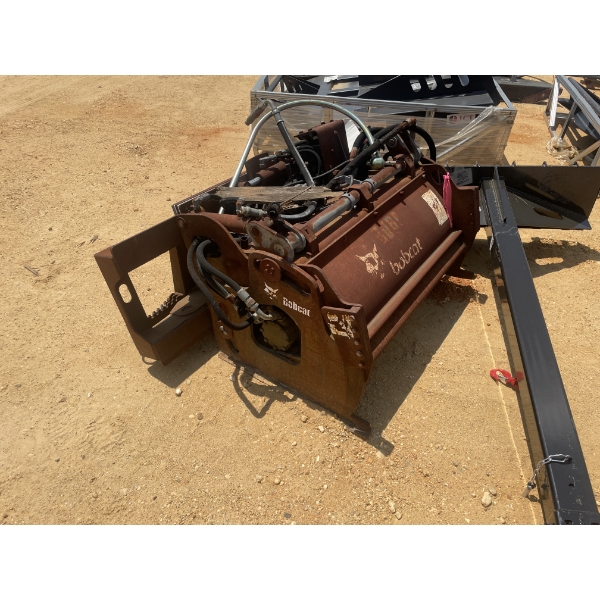 BOBCAT HYD PLANER 40"
