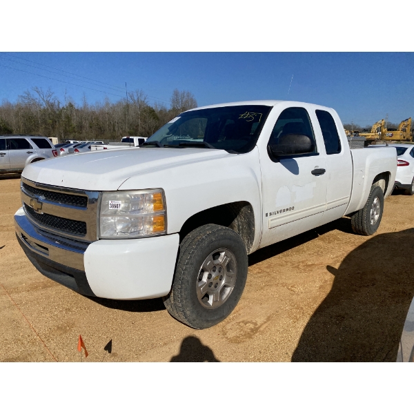 2009 CHEVROLET 1500 Pickup Truck