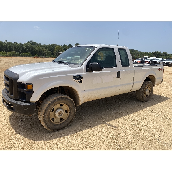 2008 FORD F250 XL Pickup Truck