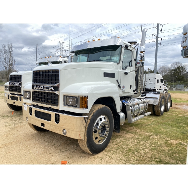 2026 MACK PI64T Day Cab Truck
