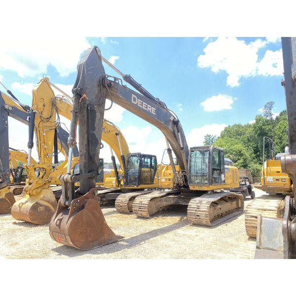2016 JOHN DEERE 300G LC Excavator