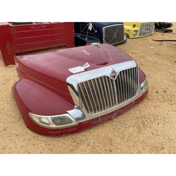 INTERNATIONAL FIBER GLASS TRUCK HOOD