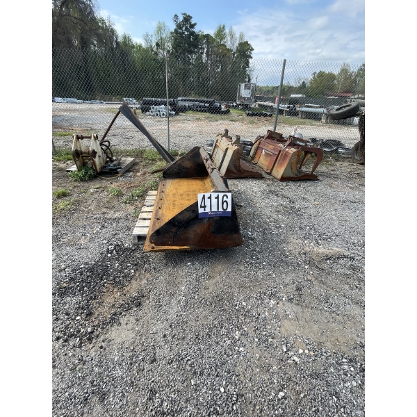 SKID STEER BUCKETS