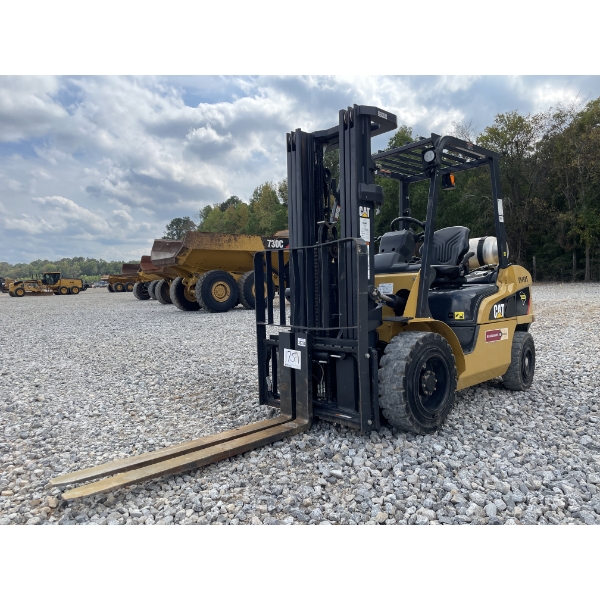 2021 CAT P6000 Forklift - Mast