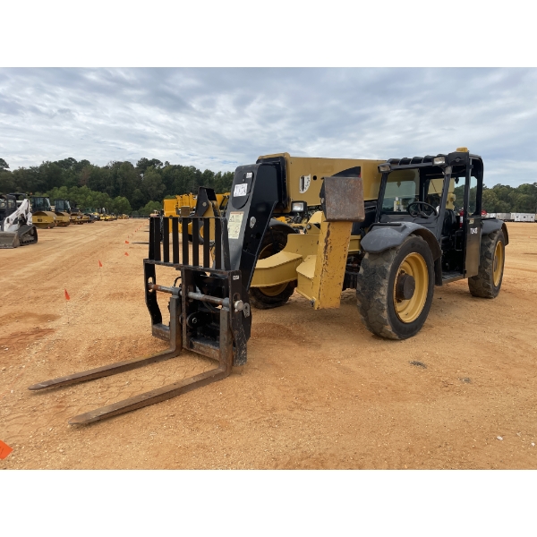 2013 CAT TL943C Forklift - Telehandler