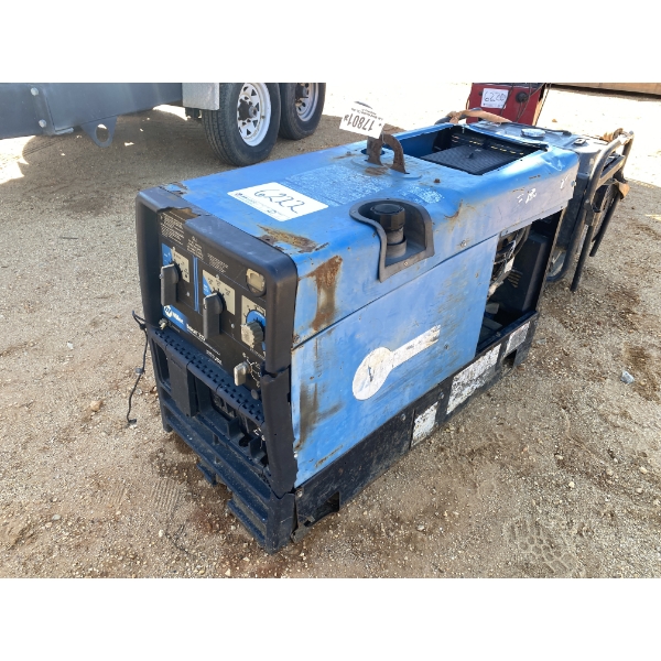 MILLER BOBCAT 225 WELDER