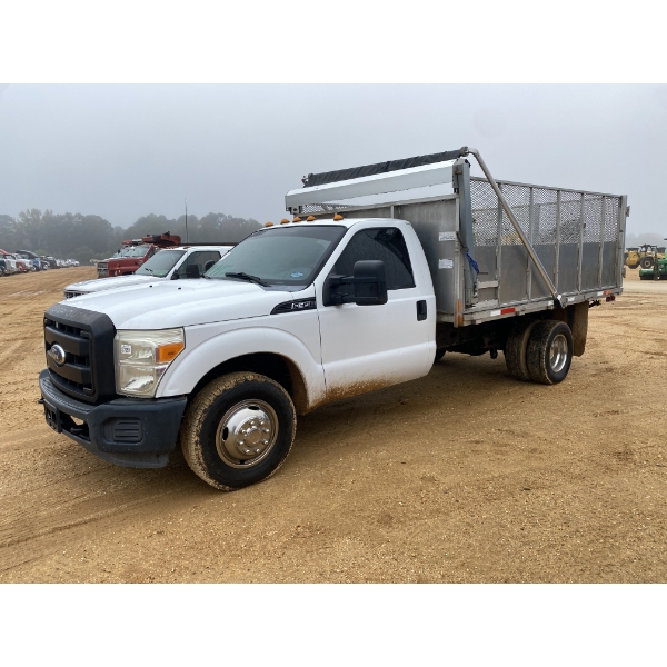 2011 FORD F350 XL Flatbed Dump Truck