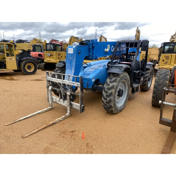 2016 GENIE GTH-636 Forklift - Telehandler