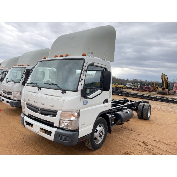 2017 MITSUBISHI FUSO FE160 Cab and Chassis Truck