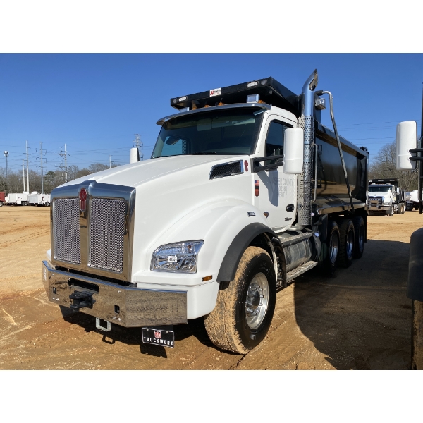 2025 KENWORTH T880 Dump Truck