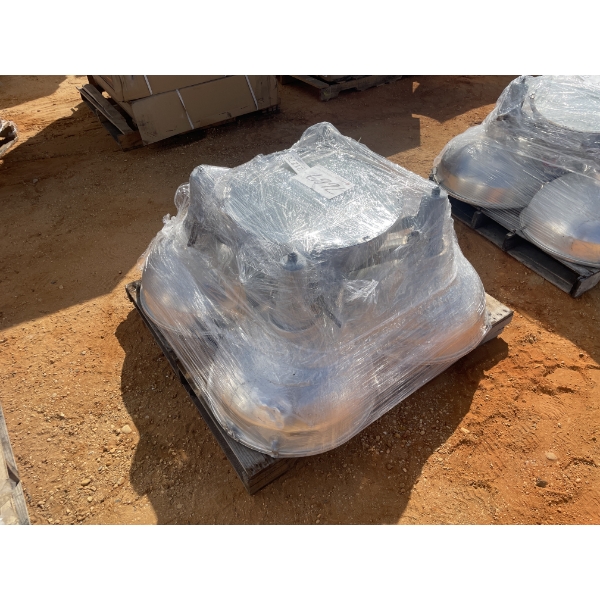 WAREHOUSE LIGHT FIXTURE