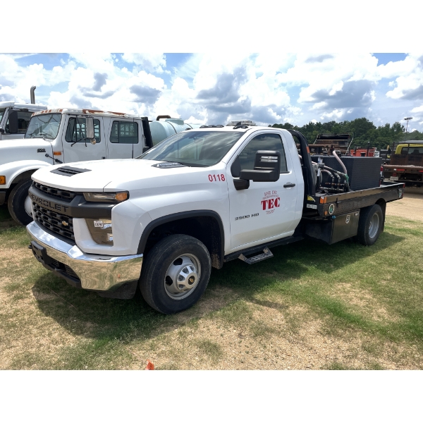 2023 CHEVROLET SILVERADO 3500 HD Flatbed Truck