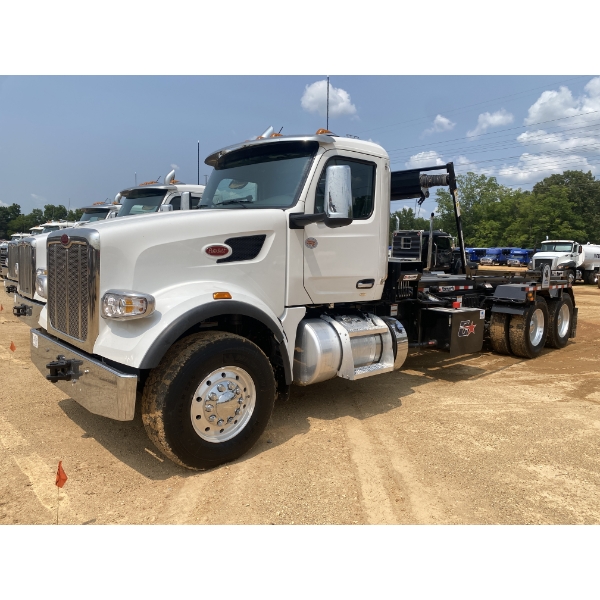 2025 PETERBILT 567 Roll Off Truck
