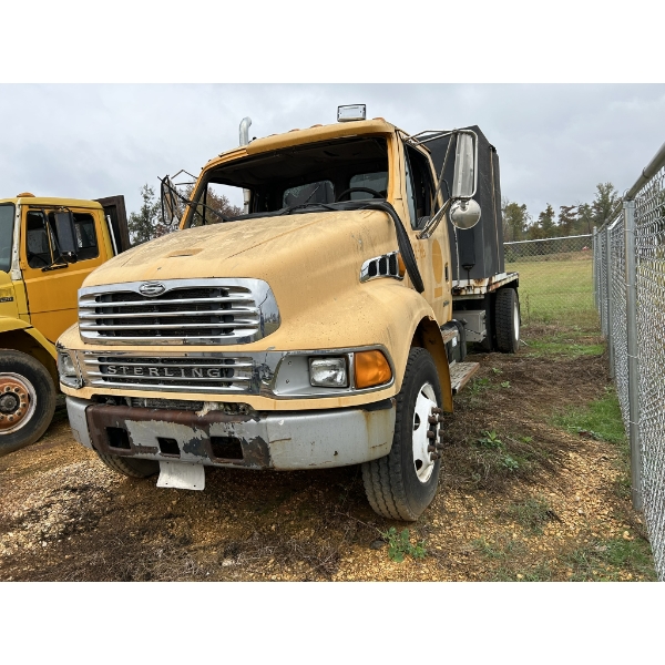 2001 STERLING TRUCK M7500 ACTERRA Sewer Rodder Truck