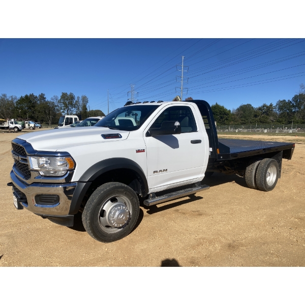 2022 RAM 5500 Flatbed Truck