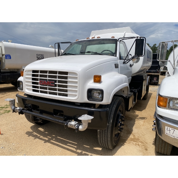 2002 GMC C7500 Water Truck