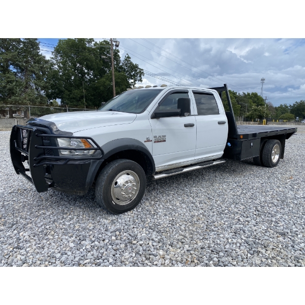 2014 RAM 4500 Flatbed Truck
