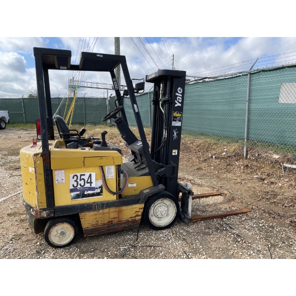 YALE  Forklift - Mast