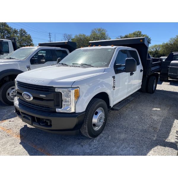 2017 FORD F350 XL Flatbed Dump Truck