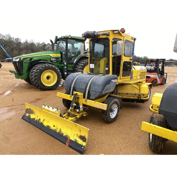 2019 SUPERIOR DT74J Broom