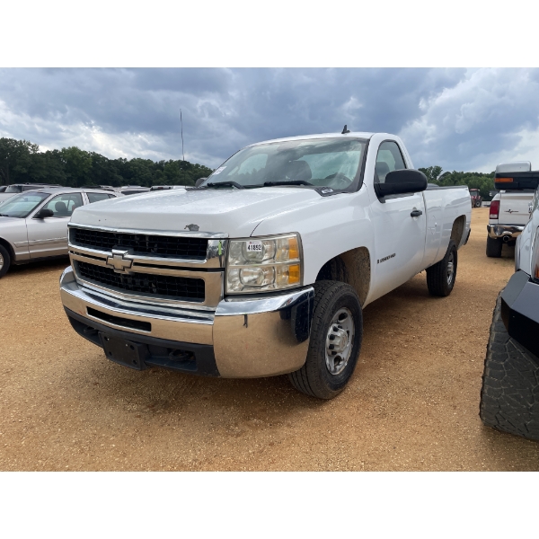 2009 CHEVROLET SILVERADO 2500 HD Pickup Truck