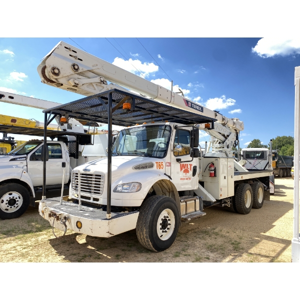 2015 FREIGHTLINER M2 Bucket Truck